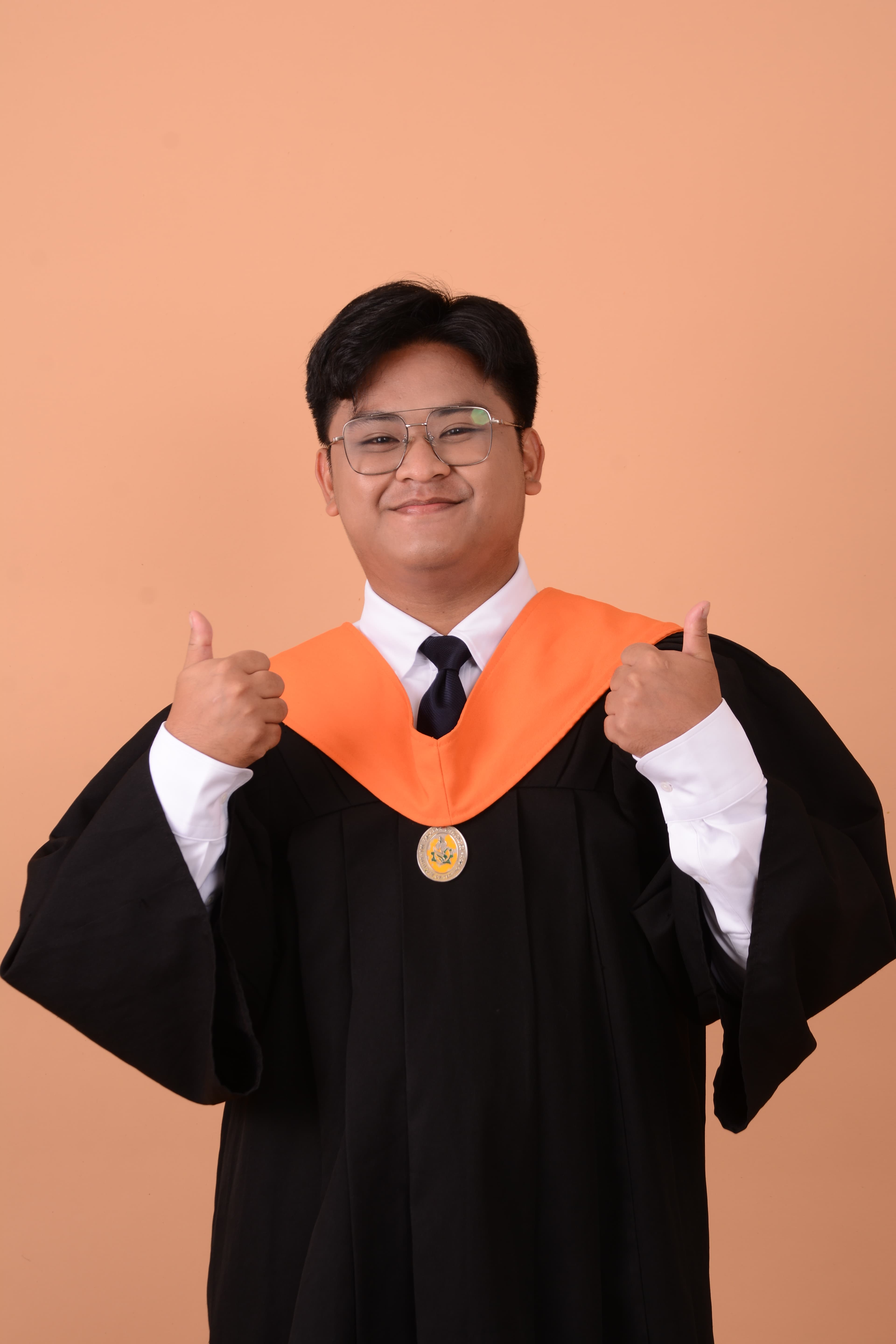 Rhuzzel Paramio - Graduation Photo